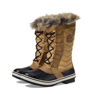 Sorel boots size 8